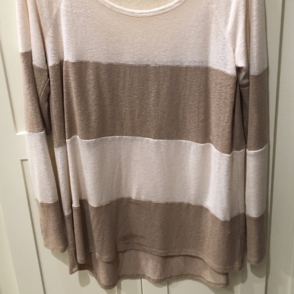 Tan and White Light Sweater - Picture 2 of 2
